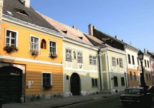 Das ist ein Unicum! – eladó az egykori Zwack ház