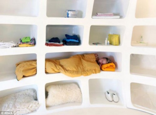 article-0-18A7470700000578-480_634x469