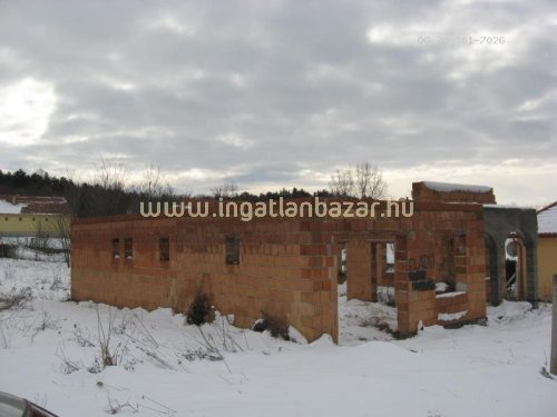 A nagy melegbe egy kis hűs…de vajon jó ötlet a havas táj a hirdetésben?