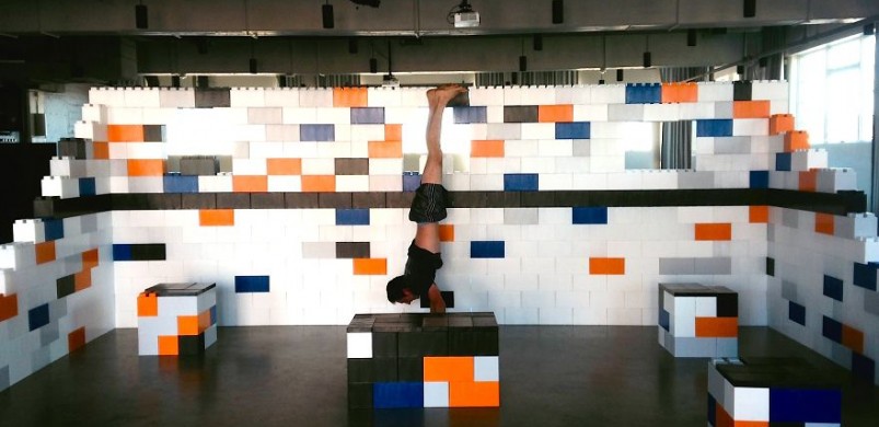 Építs bútort LEGO-ból. Mármint magadnak!