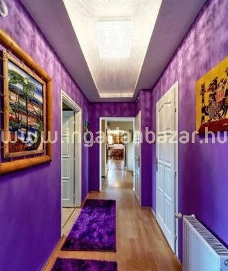 Két drága, de különleges lakás Pest megyében