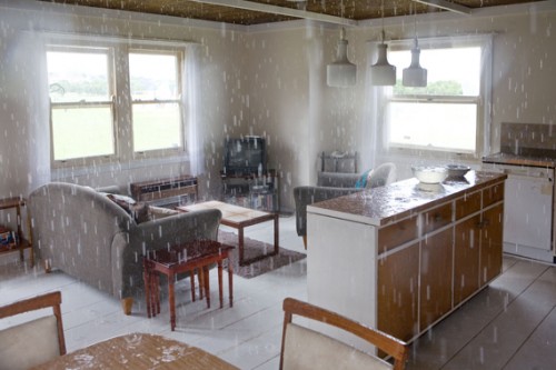 Sculpture by the sea 2011. I wish you hadn't asked by James Dive. Photography by Nicolai Lorenzen