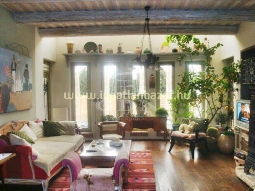 Vajon miért adja el valaki „élete álmának megvalósulását”?