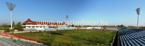 Már személyesen tárgyalhat a tulajjal, ha a Stadler stadionra fáj a foga