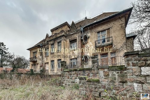 A hét ingatlana: lenyűgöző pasaréti kísértetház!