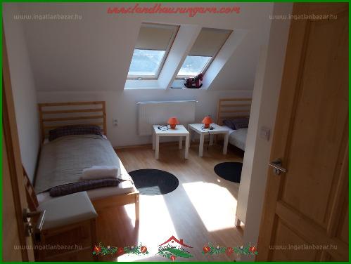 Pöpec albérlet munkásszállás néven: mi laknánk itt egyetemistaként!