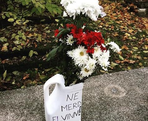 Halottak napján is képesek vagyunk cetlin üzenni!