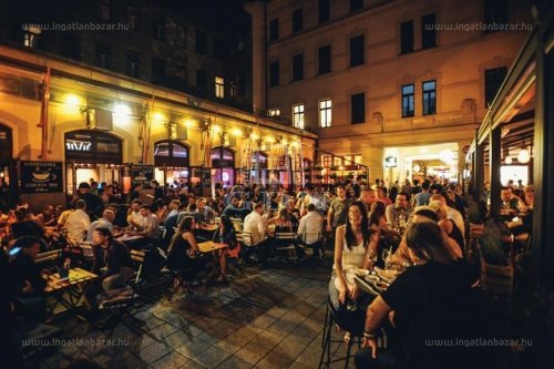 Venne 46 nm-es lakást 39,4 millióért?