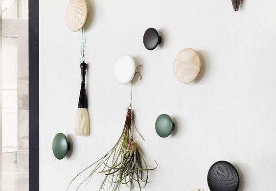 Új őrület: óriás gombok a falon!