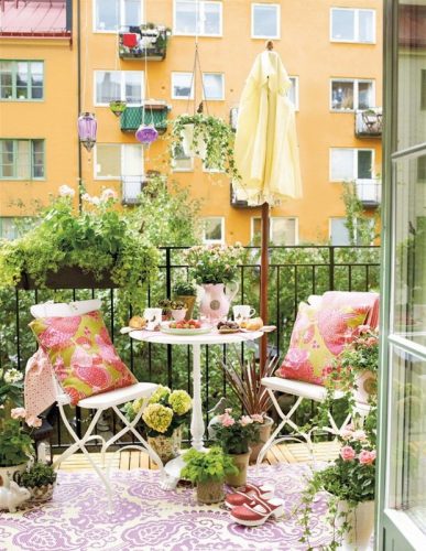 amazing-decorating-ideas-for-small-balcony-14