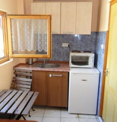 8 nm-es lakás a XIII. kerületben. Diákoknak állítólag elég…