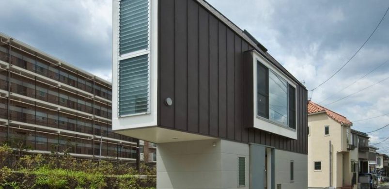 Élhetetlennek tűnő „keskenyház”, amely belülről meglepi az előítéleteseket