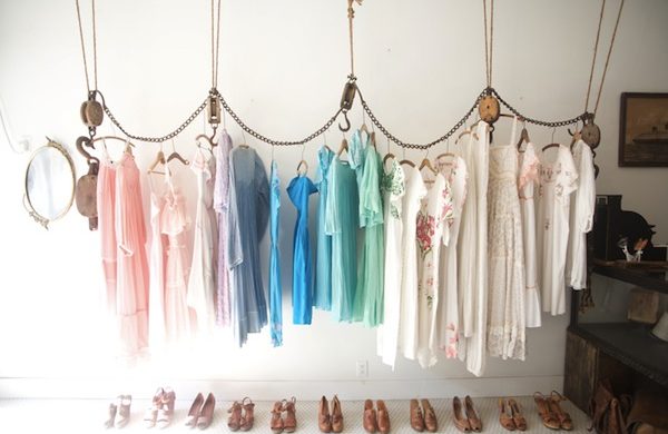 Gardrób mustra: színes és filléres megoldások a ruhák is cipők szerelmeseinek!