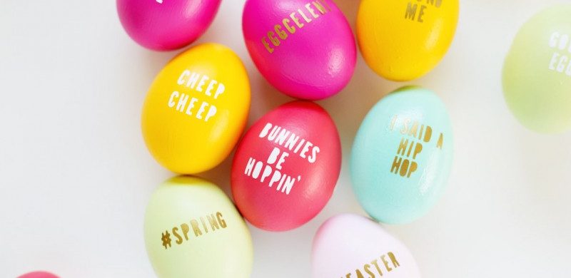 Tojásfestés 2017: csillámport, körömlakkot, cukorgyöngyöt elő!