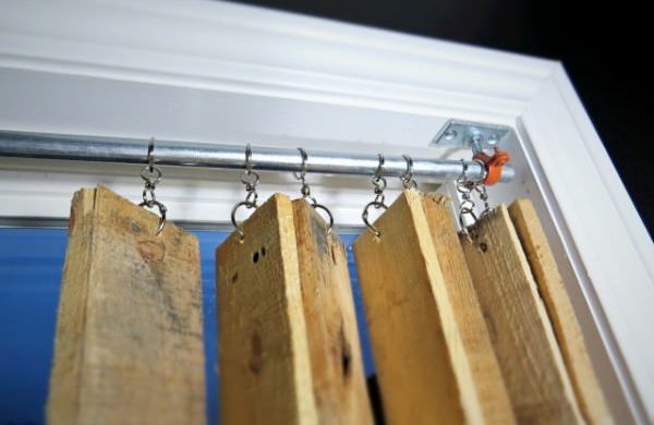 Jöjjön a világ legnevettségesebben kinéző sötétítője!