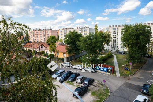 16faa611-a002-4508-a590-5409e315193f_1024x768b