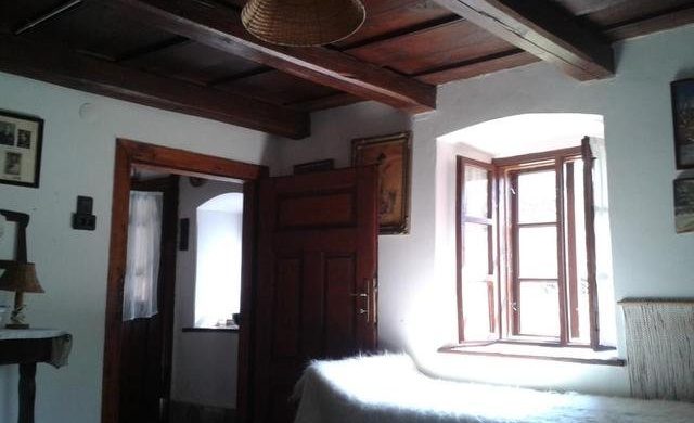 Szüretidőszak egy badacsonyi parasztházban. 29 millióért