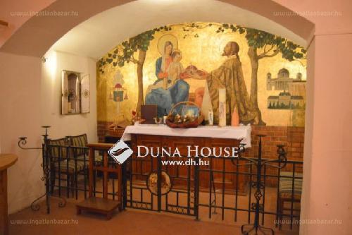 Vegyen Borkápolnát!