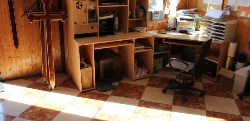 A hét hirdetése: családi ház a kereszt árnyékában…