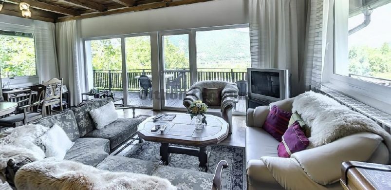 Kilátással a Dunakanyarra: egy szerelem-ház Visegrádon 69,9 millióért vagy egy pesti lakásért!