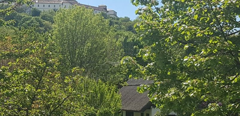 Csak mi imádunk ragyogó, magyar parasztházakban nézelődni?