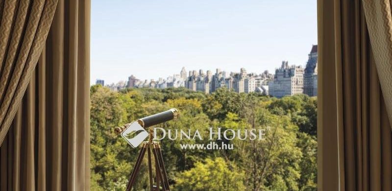 A hét hirdetése:120 milliós, Budapest “Central parkjára” néző lakás eladó.