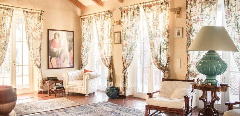 460 milliós rózsadombi ház, a romantika szerelmeseinek…