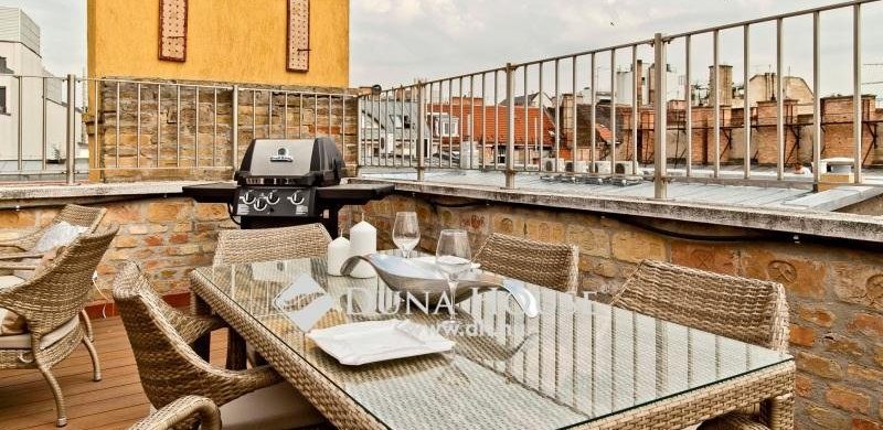 A hét elírása: lakás hosszútávra eladó! Na meg egy csodálatos ingatlan, képekben!