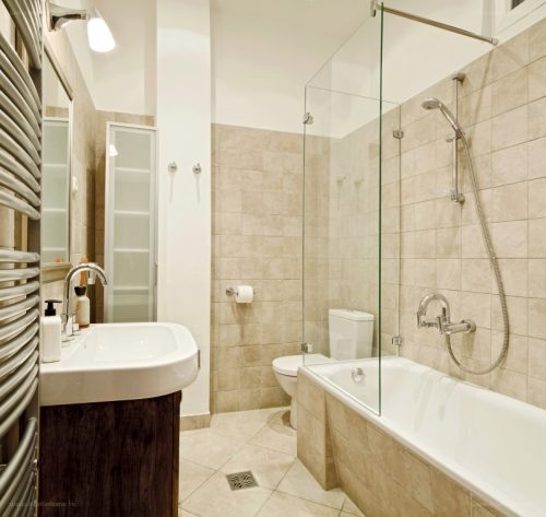 Photo © Zsofia Jurassza https://www.jurassza.com