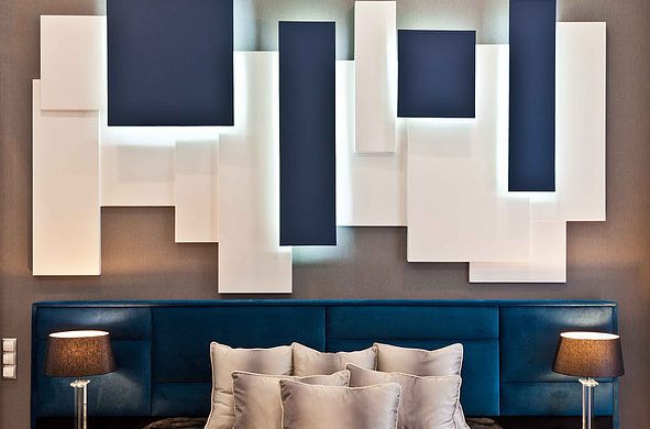 A hét színe: a királykék! A modell: egy közel 100 milliós szépség…