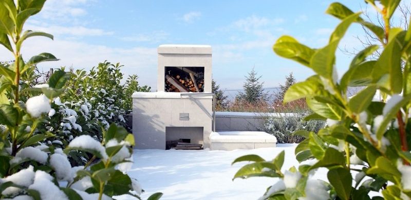 Halvány rózsaszín és zöld. És egy leheletnyi türkiz. Árnyalatok egy 134,9 milliós pécsi házból.