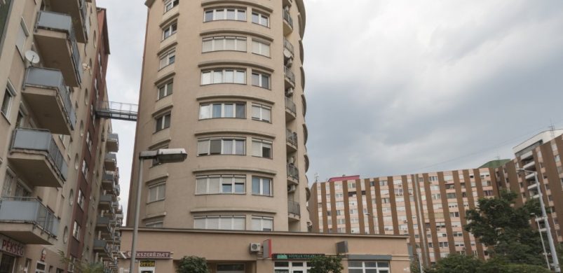 Mit lehet kihozni egy 32 nm-es, „görbe” lakásból? Mutatjuk!