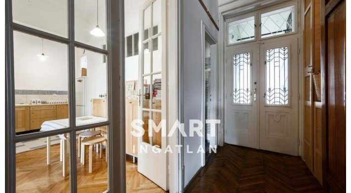 „Szerény” nagypolgári életérzés 78,7 millióért a Margit körúton. Kéne? Naná!