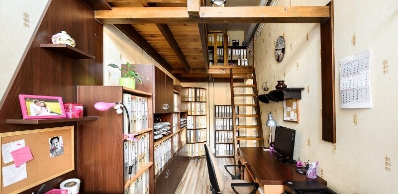 Kilátással a várra egy tágas lakásból, amelyben rengeteg extra galéria is akad!