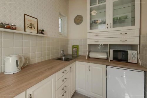 {"priority":3,"starred":0,"location":"indoor"}