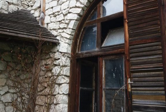 Makovecz+Zebegény=álomház? Egy 45 milliós ritkaság képei!