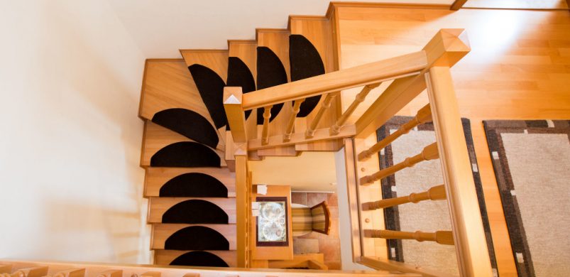 Egy “szédítő” lakás, kuckózni vágyóknak