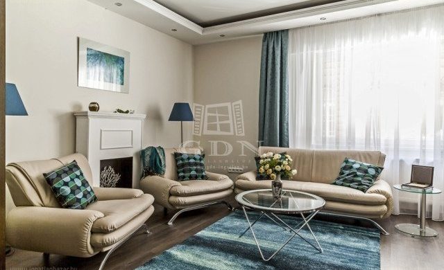 Három ragyogó lakás a Ráday utca és Boráros tér vonzó szegleteiből!