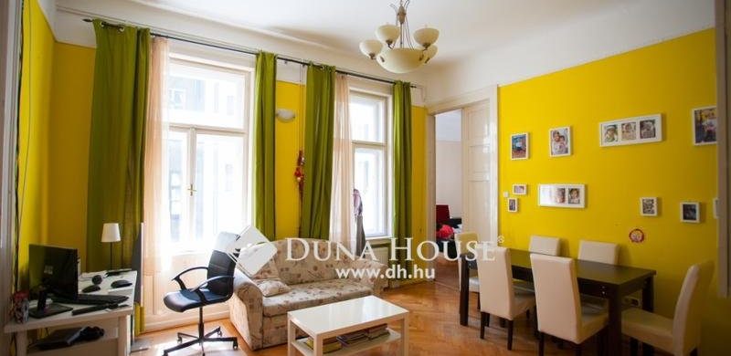 A hét színe: a kanári sárga. A modell: egy 54,9 milliós budai lakás!