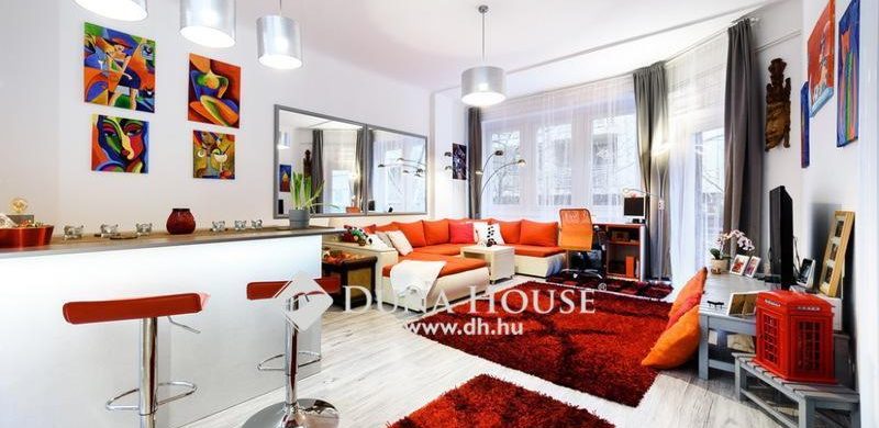 Egy érdekes, 87 nm-es rózsadombi lakás, mindössze 1 szoba+nappalival!