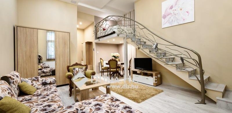 Egy 39,5 milliós lakás a Naphegynél, a tavasz érintésével…