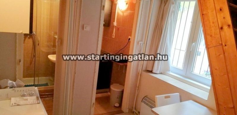 Ilyen egy VII. kerületi, 9 nm-es lakás, ami ránézésre abszolút élhető!