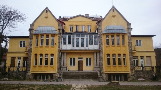 Ismét az ingatlanpiacon az egykori lipótmezei elmegyógyintézet egyik épülete!