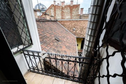 f1a6cae6-d5a3-49ec-bb2b-6d46aaae50e5_1024x768b