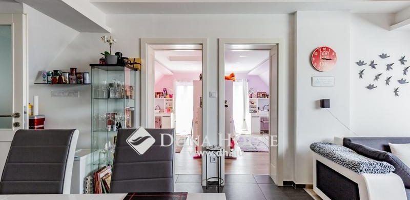 A hét ingatlana: budaörsi, modern lakás, profi képekkel!