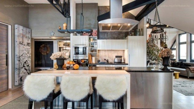 Luxus lakás a Bulinegyed fölé magasodva havi 540 ezer Ft/hóért kiadó…