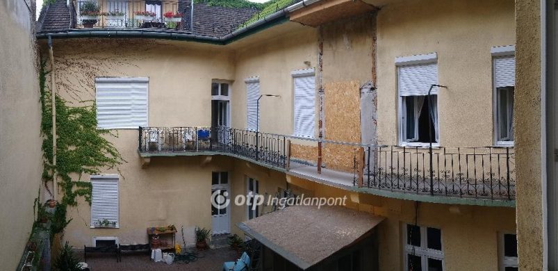 A Corvin negyed legdrágább lakása egy ház…