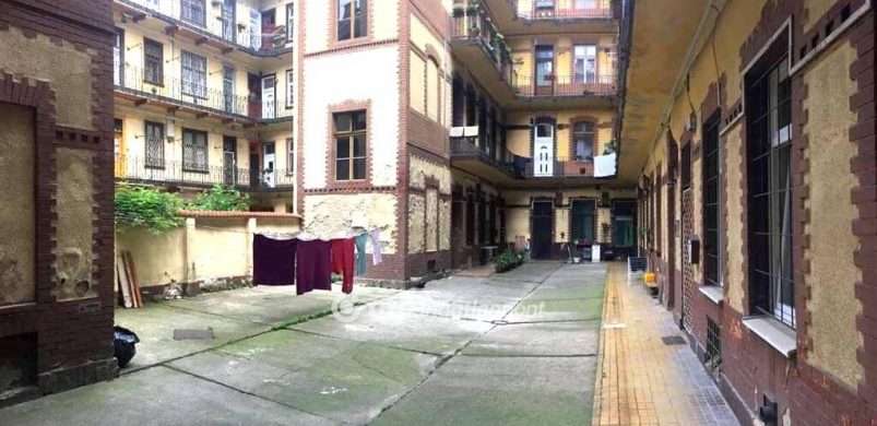 A legdrágább után jöjjön a legolcsóbb: 10,8 millióért lehet lakásunk a Józsefvárosban