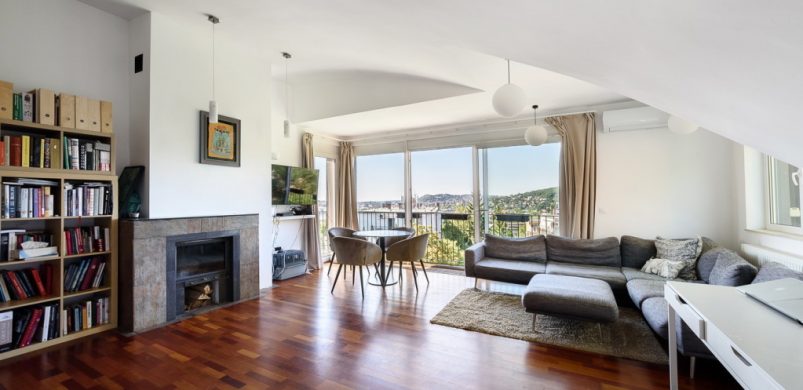 Dőljön hátra és csak élvezze egy 159 milliós luxus lakás látványát!