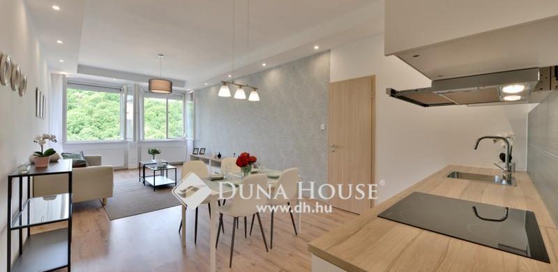 A hét ingatlana: legfelső emeleti, felújított és kiváló helyen van ez a II. kerületi lakás!